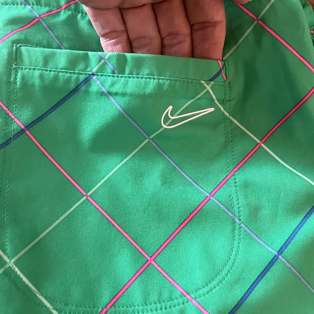 Nike Golf Performance Dri-Fit Skirt/Skort/Short Combo  green&blue size 10. BX20 - Picture 8 of 12
